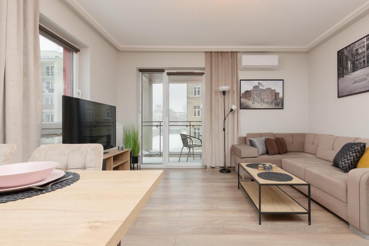 Modern One Bedroom Apartment With Parking In Lodz By Renters Prestige المظهر الخارجي الصورة