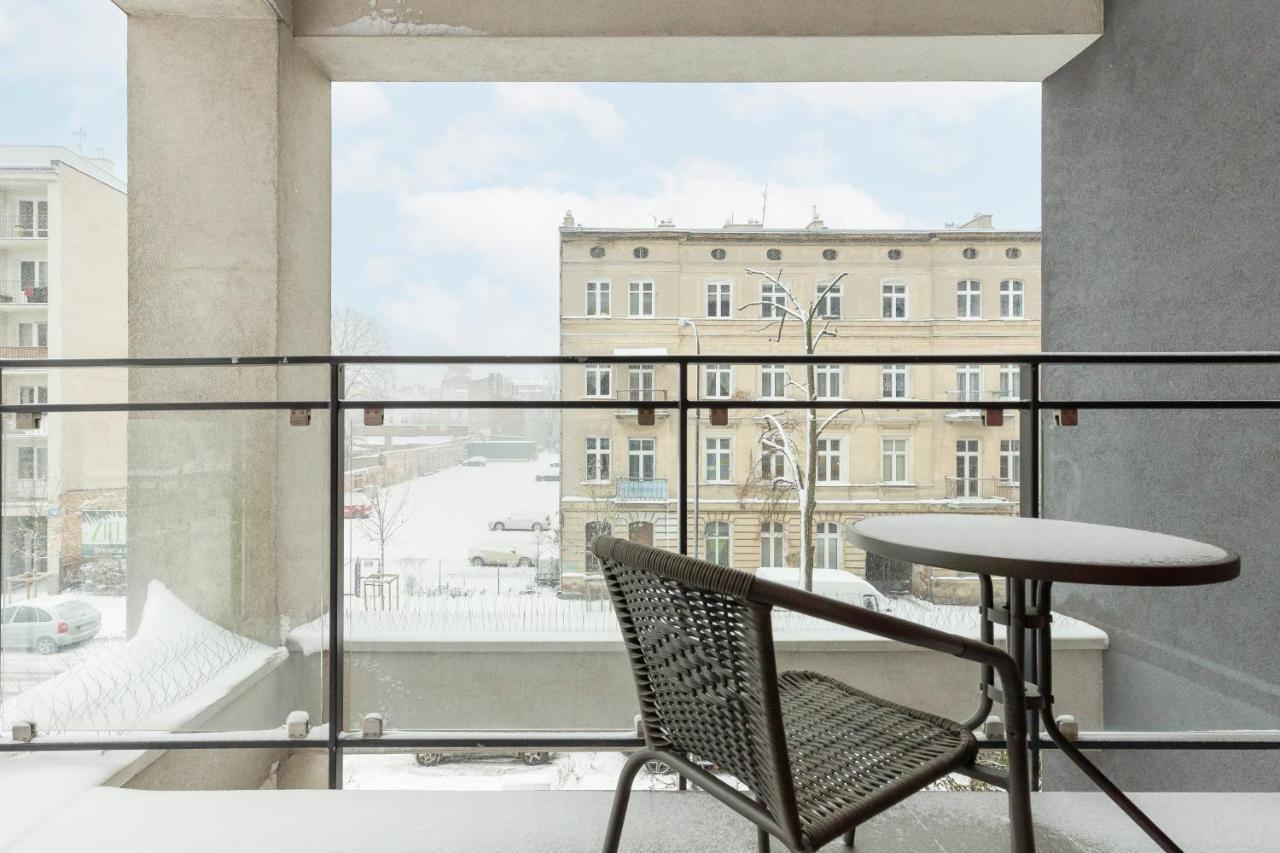 Modern One Bedroom Apartment With Parking In Lodz By Renters Prestige المظهر الخارجي الصورة
